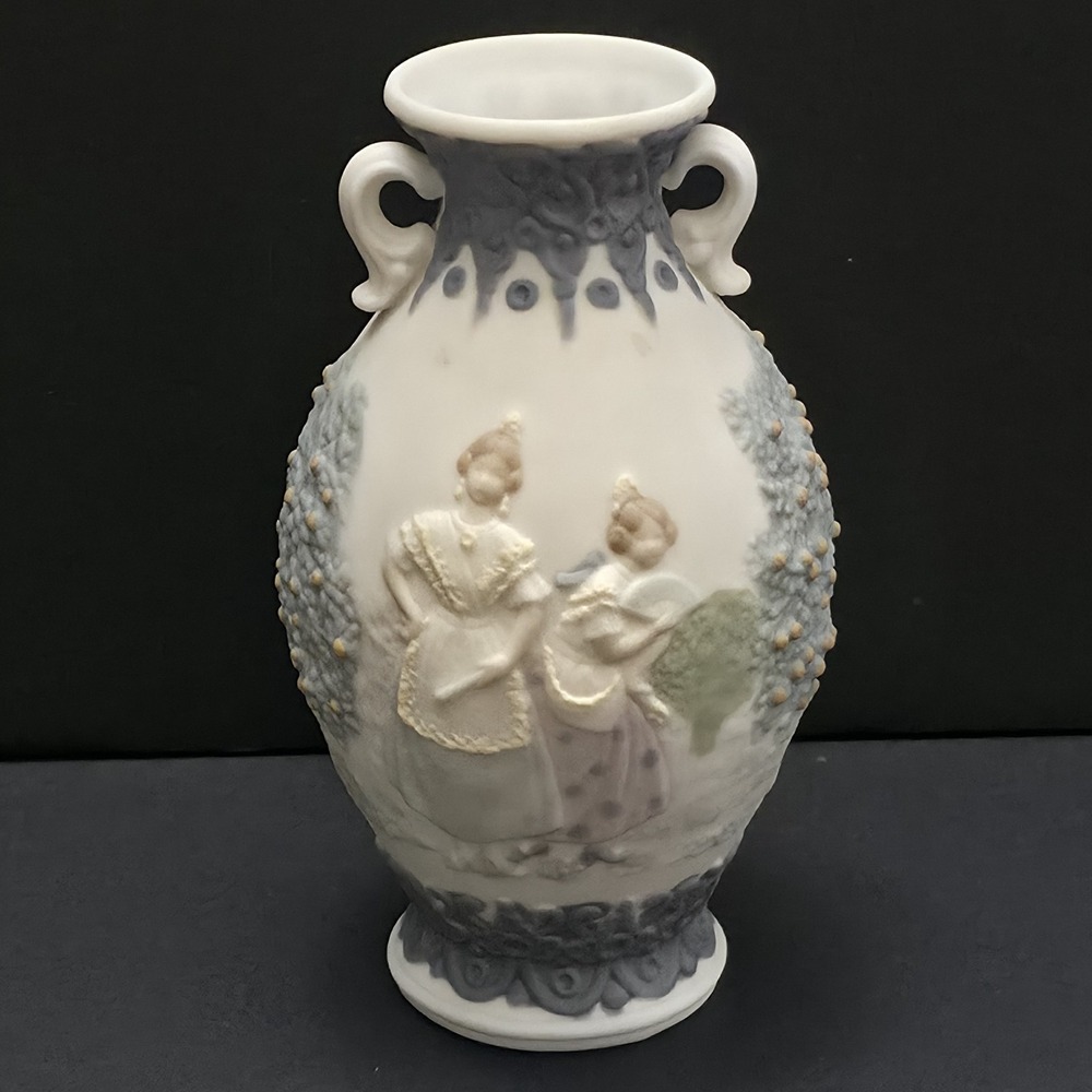 Lladro Vase 5259 Spanish Women Orange Trees Bisque 1980s Porcelain Retired